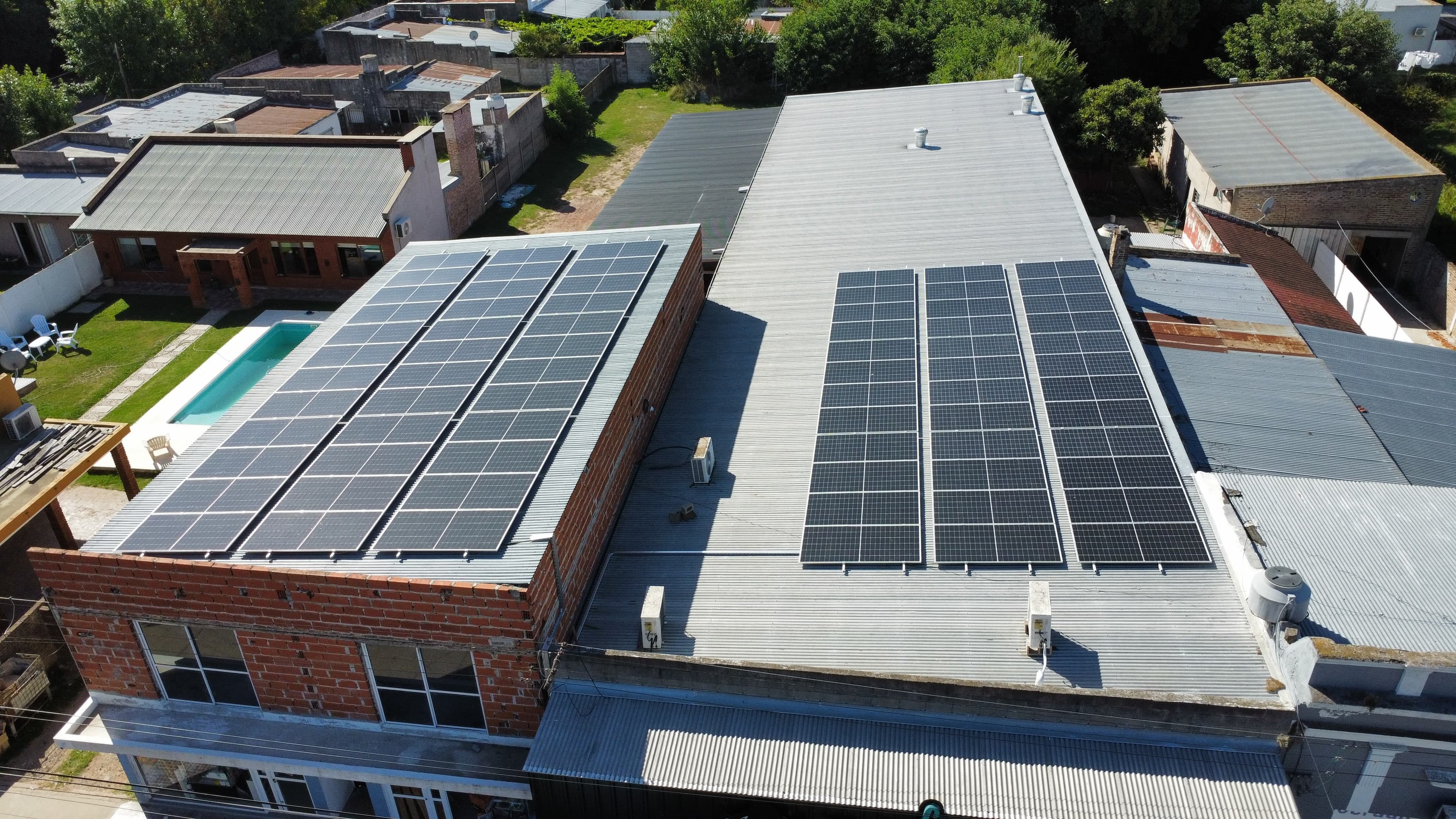 Instalación solar - Supermercado El Mono